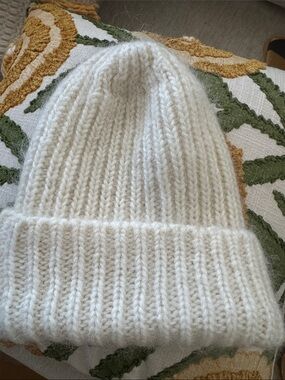 Mohair Cream Beanie